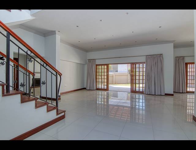 5 BEDROOM CLUSTER TO LET IN BRYANSTON